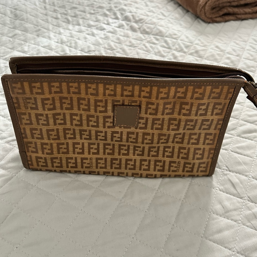 Vintage Fendi clutch
